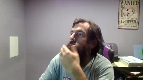 Luv2likslit online show from September 25, 8:02 am