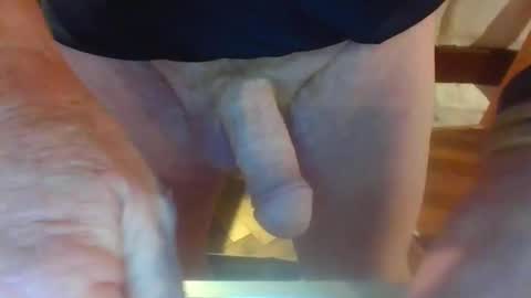 luvcamgirlz online show from March 10, 10:55 pm