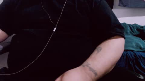 Snapshot of lvcifer_ chatting on February 5, 7:10 pm ayoo online show from February 5, 7:10 pm