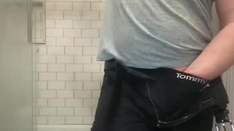 lvguynextdoor440656 online show from March 16, 10:47 pm