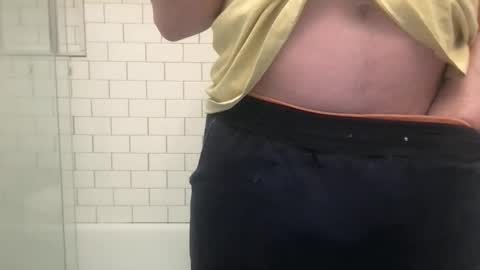 lvguynextdoor440656 online show from March 22, 11:43 pm