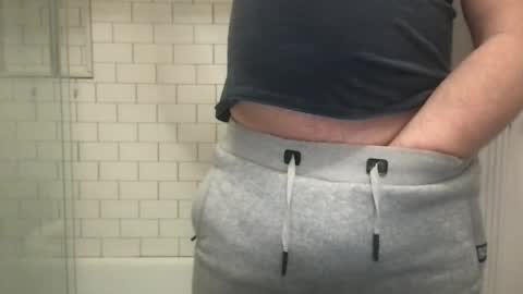 lvguynextdoor440656 online show from March 9, 2:16 am