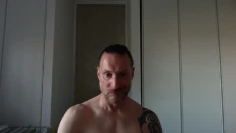 m4rduk online show from April 1, 4:15 pm