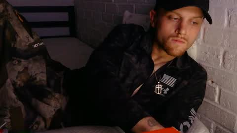 Hotandhairy online show from December 4, 8:23 am