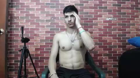 itgram pezlo josue online show from January 14, 7:48 am