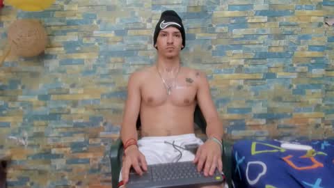 itgram pezlo josue online show from January 19, 3:53 pm