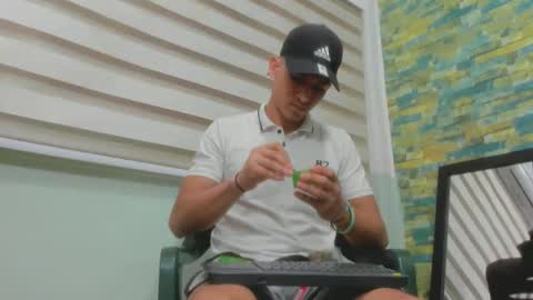 itgram pezlo josue online show from February 16, 11:38 am