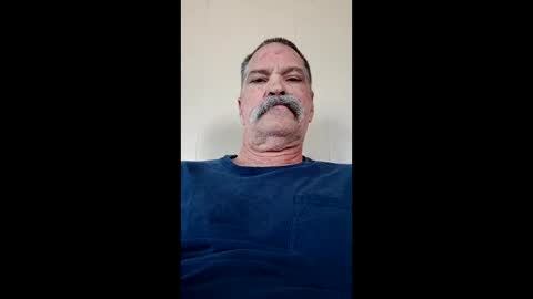 macdad1219 online show from April 18, 7:29 pm