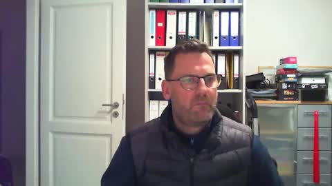 Snapshot of macfly67 chatting on December 20, 4:14 pm macfly67 online show from December 20, 4:14 pm