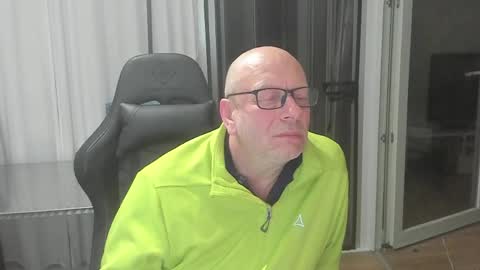 Andy online show from March 12, 12:18 am