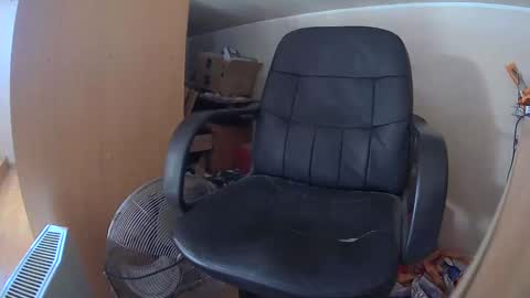 Snapshot of mackenss20 chatting on February 24, 8:17 am Makan online show from February 24, 8:17 am