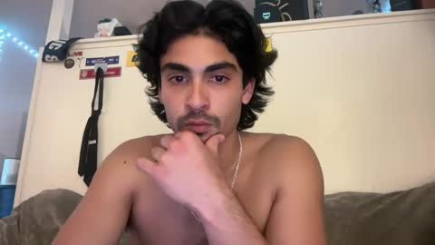 Snapshot of maddaewg101 chatting on February 24, 7:44 am maddaewg101 online show from February 24, 7:44 am