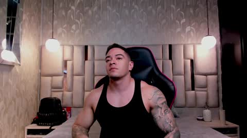 Snapshot of maddox_santana chatting on January 7, 2:43 am Maddox Santana online show from January 7, 2:43 am