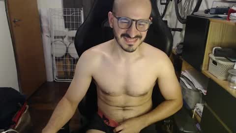 Snapshot of madziula chatting on February 6, 6:08 am Peter online show from February 6, 6:08 am