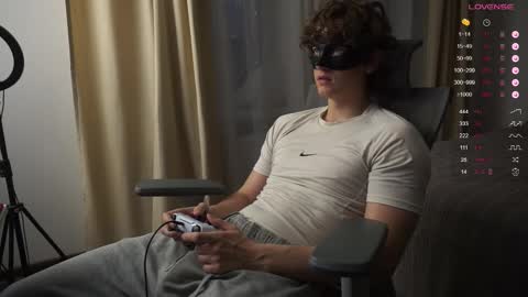 Mike XMaestro 3369 online show from October 2, 3:49 pm