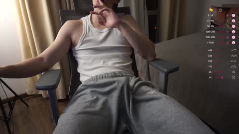 Mike XMaestro 3369 online show from December 20, 11:58 pm