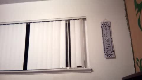 magdalena_805 online show from January 29, 1:38 pm