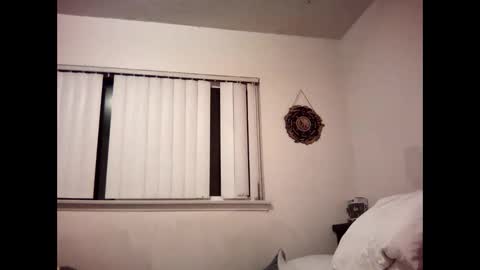 magdalena_805 online show from November 7, 2:48 am