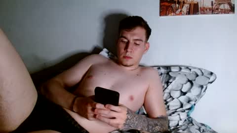 magic_fantasy77 online show from June 18, 2:13 am