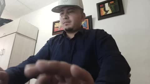 magic_milk23 online show from October 3, 8:47 pm