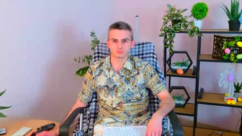 magic_storms online show from April 14, 7:13 pm