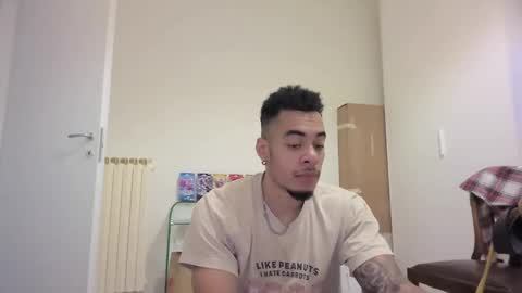 Snapshot of magicsempai chatting on March 4, 11:51 am Magicsempai online show from March 4, 11:51 am