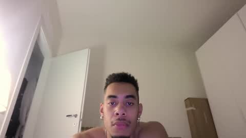 Snapshot of magicsempai chatting on January 21, 11:51 am Magicsempai online show from January 21, 11:51 am