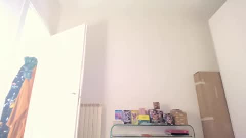 Snapshot of magicsempai chatting on February 21, 12:17 pm Magicsempai online show from February 21, 12:17 pm