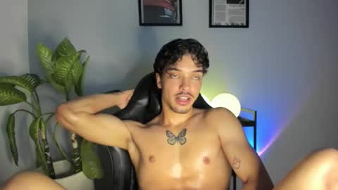 mai_sanchez online show from January 15, 3:54 am