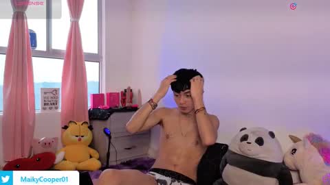 maiky_cooper01 online show from March 24, 1:38 pm