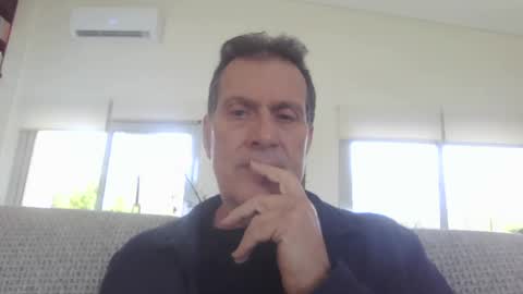 makis8989 online show from December 27, 9:50 am