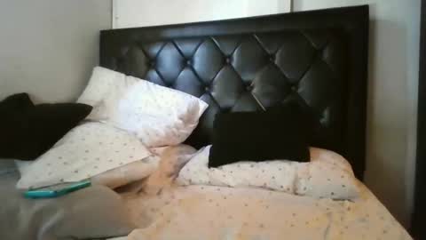 malekthick online show from June 6, 1:39 pm