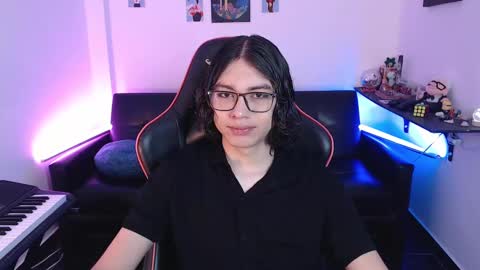 Snapshot of malik_harrison_ chatting on February 28, 3:15 pm Malik  online show from February 28, 3:15 pm