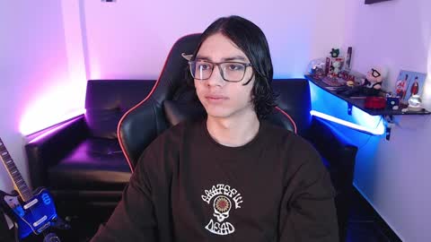 Snapshot of malik_harrison_ chatting on January 6, 2:14 pm Malik  online show from January 6, 2:14 pm