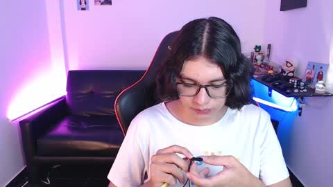 Snapshot of malik_harrison_ chatting on January 13, 3:15 pm Malik  online show from January 13, 3:15 pm