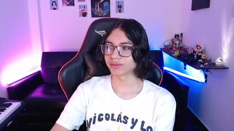 Snapshot of malik_harrison_ chatting on February 12, 3:38 pm Malik  online show from February 12, 3:38 pm