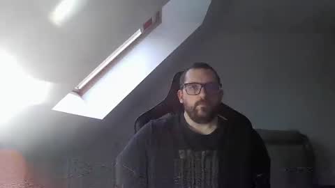 breton online show from December 30, 9:27 am