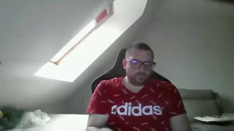 breton online show from January 22, 9:46 am