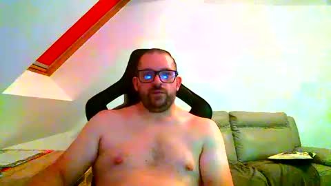 breton online show from September 9, 7:57 pm