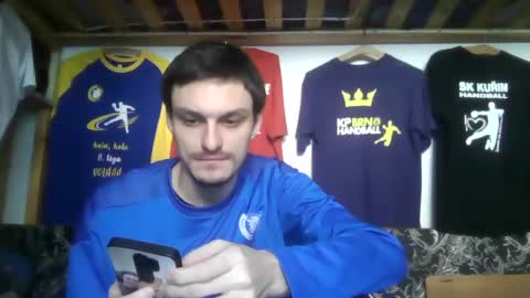 Snapshot of mamamia1789 chatting on February 19, 9:39 am mamamia1789 online show from February 19, 9:39 am