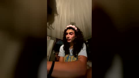 manny764065 online show from April 7, 7:30 am