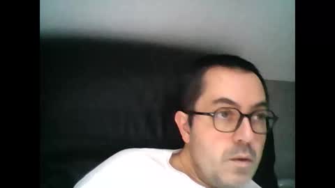 Snapshot of manu5933 chatting on December 4, 12:36 pm manu5933 online show from December 4, 12:36 pm