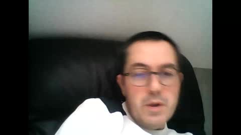 Snapshot of manu5933 chatting on January 23, 11:58 am manu5933 online show from January 23, 11:58 am