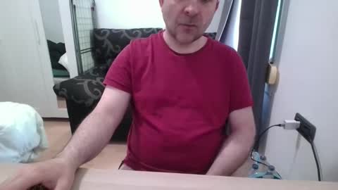 manuserita online show from April 22, 9:25 am
