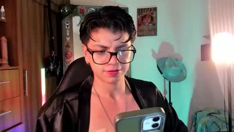 Snapshot of mar_alexis chatting on October 3, 2:05 am mar_alexis online show from October 3, 2:05 am