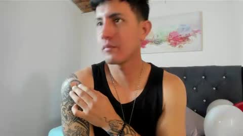 marcos_vieyra online show from June 18, 8:14 pm