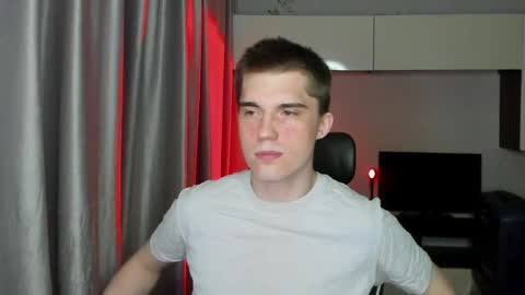 Marcus Jones online show from May 10, 11:39 pm