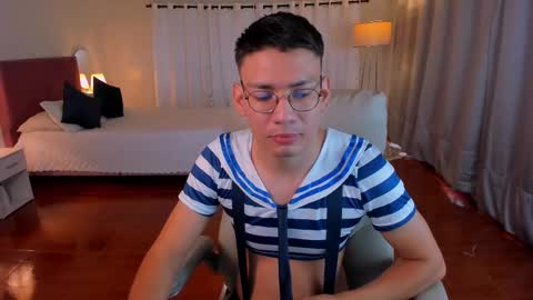 Snapshot of marcuswildx chatting on October 18, 11:37 am marcus online show from October 18, 11:37 am