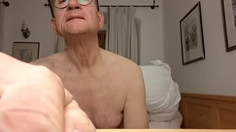 marginalie online show from November 29, 9:17 pm