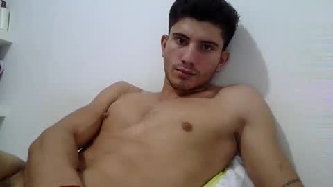 mariobrosss517470 online show from December 19, 10:32 pm